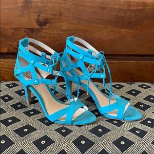 Vince Camuto aqua suede heels